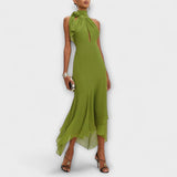 Elodie - Elegantne asimetrične maxi obleke" could be rewritten as "Elodie - Asimetrične maxi obleke z elegantnim pridihom.