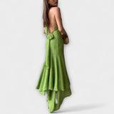 Elodie - Elegantne asimetrične maxi obleke" could be rewritten as "Elodie - Asimetrične maxi obleke z elegantnim pridihom.