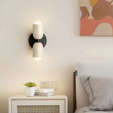 Elegantna moderna LED stenska svetilka s stilskim dizajnom