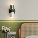 Elegantna moderna LED stenska svetilka s stilskim dizajnom