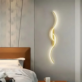 Eleganten Lux LED stenski svetilnik za stilno osvetlitev