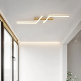Luksuzna LED stropna svetilka za eleganten in moden svetlobni učinek