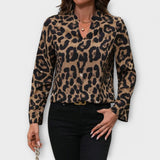 Sproščena bluza z leopardjim vzorcem