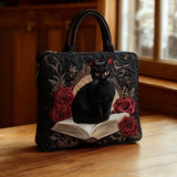 Quilted Artisan Bag - Črna mačka na knjigah