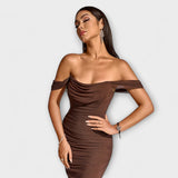 Ione - Bodycon obleka z odprtimi rameni in nabranimi detajli