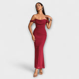 Ione - Bodycon obleka z odprtimi rameni in nabranimi detajli