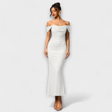 Ione - Bodycon obleka z odprtimi rameni in nabranimi detajli