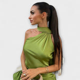 Elegantna Maxi obleka z odprtimi rameni in zavezanjem za vrat