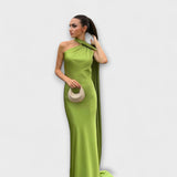 Elegantna Maxi obleka z odprtimi rameni in zavezanjem za vrat