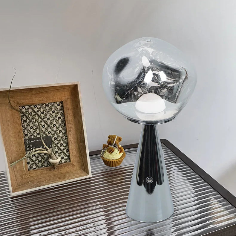Mini lučka - Igrajte se s barvami in ustvarite edinstveno vzdušje
