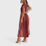 Maria - Elegant Plissé Apparel